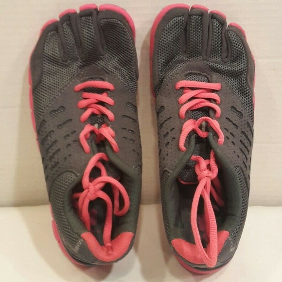 Fila Skele Toes Sneakers Pink/Gray Size 6 M - Picture 3 of 8